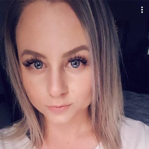 Meet your Posher, Danelle